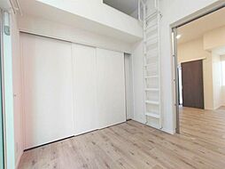 シーズンテラス舎人公園B棟 1階1LDKのリビング/ダイニング