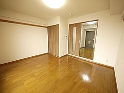 ビラヤワタ 5階1DKのリビング/ダイニング