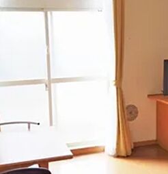 レオパレスＱＢＥ 2階1Kのリビング/ダイニング