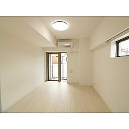 プレール・ドゥーク川崎大師II 3階1Kのリビング/ダイニング