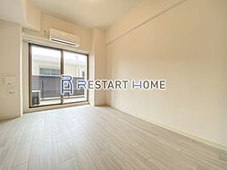 プレサンスハーバーランドアンド・シー 8階1Kのリビング/ダイニング