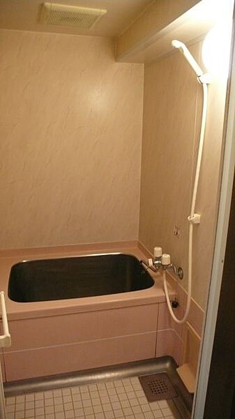 画像4:シャワー付のお風呂　バストイレ別