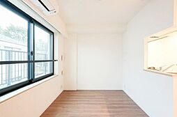 ウェルスクエア駒場東大前 3階1DKのリビング/ダイニング