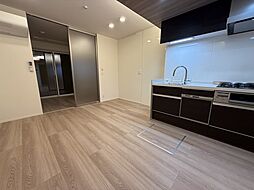 セレスティア南花畑III 3階2LDKのリビング/ダイニング