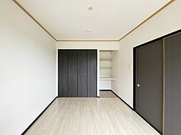 エバーグリーン II 2階2LDKのリビング/ダイニング