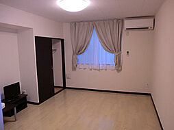 レオネクストウェルフェアー 2階1Kのリビング/ダイニング