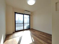 ヴァンベール・エモリ 3階1Kのリビング/ダイニング