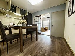 マイタウン鶴間 301 3階3DKのリビング/ダイニング
