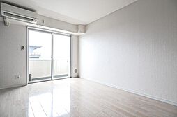 シンシア四番館 7階1Kのリビング/ダイニング