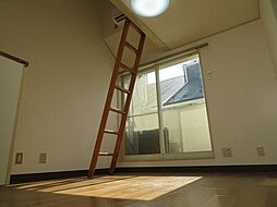 ホワイトパレス 2階ワンルームのリビング/ダイニング