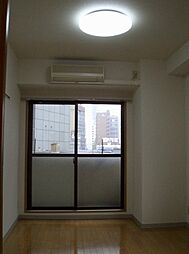 東京メトロ丸ノ内線 四谷三丁目駅 徒歩8分の賃貸マンション 3階1Kのリビング/ダイニング