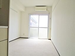 エミグラント多摩川 306 3階ワンルームのリビング/ダイニング