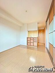 BIG JOY YAMATO 1階2DKのリビング/ダイニング