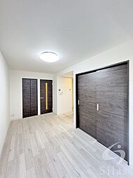 ザカラー東本町A棟 1階1LDKのリビング/ダイニング