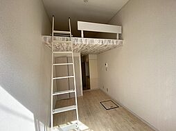 レジデンス六番館 2階ワンルームのリビング/ダイニング