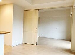 プライマル三軒茶屋 3階1LDKのリビング/ダイニング