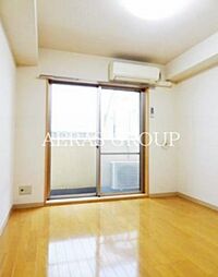 ブルーム学芸大II 1階1Kのリビング/ダイニング