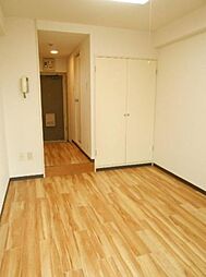 京急本線 大森町駅 徒歩3分の賃貸マンション 5階ワンルームのリビング/ダイニング