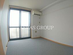 レオパレスベルファム 4階1LDKのリビング/ダイニング