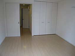 カトル セゾン 103 1階1Kのリビング/ダイニング