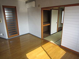 居間