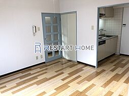 阪急神戸本線 神戸三宮駅 徒歩6分の賃貸マンション 7階1LDKのリビング/ダイニング