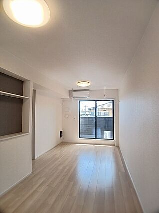 ネオモカール_内装_0