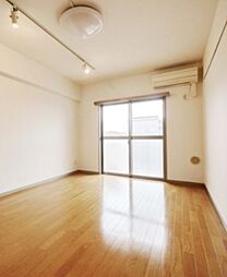 ル・ポローニア 7階1Kのリビング/ダイニング