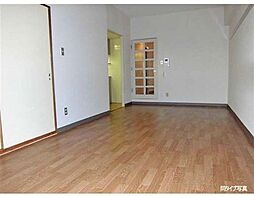 グランドール武戸野 4階2LDKのリビング/ダイニング