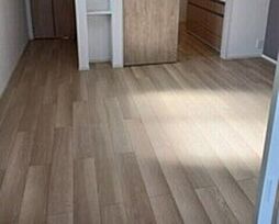 シュラインサイド 1階1Kのリビング/ダイニング