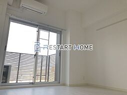 ポルト・ボヌール神戸湊川公園 6階1Kのリビング/ダイニング