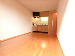 フローラM 102 1階2LDKのリビング/ダイニング