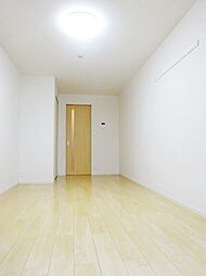 アンド・イー 1階1Kのリビング/ダイニング