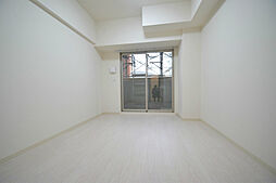 Osaka Metro御堂筋線 江坂駅 徒歩10分の賃貸マンション 7階1Kのリビング/ダイニング