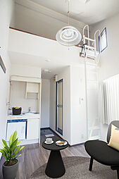 ドリームハウス向ヶ丘第5 102 1階ワンルームのリビング/ダイニング