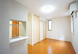 フラッツ・ジョイ 1階ワンルームのリビング/ダイニング