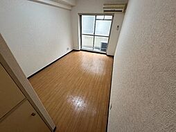 パレ・ドール八王子 1階ワンルームのリビング/ダイニング