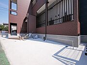 敷地内/建物