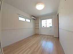 ラ・クレール 1階1LDKのリビング/ダイニング