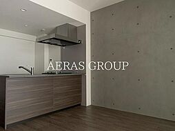 ルーツ渋谷本町 202 2階1LDKのリビング/ダイニング