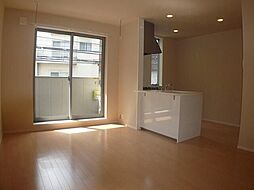 アコールトハウス 201 2階1LDKのリビング/ダイニング