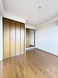 アルカディアシティ 4階1Kのリビング/ダイニング