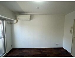 アーバンヒルズ平井 2階1Kのリビング/ダイニング