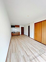 JR和歌山線 布施屋駅 徒歩12分の賃貸マンション 3階3LDKのリビング/ダイニング