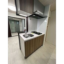 シーエムアンイースト 4階1LDKのリビング/ダイニング