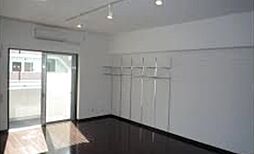 アクサス東京イーストレジデンス 8階ワンルームのリビング/ダイニング