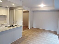 JR山手線 恵比寿駅 徒歩12分の賃貸マンション 3階3LDKのリビング/ダイニング