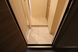 メゾンヴィクトワール梶ヶ谷 1階2LDKのリビング/ダイニング