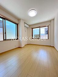 ラフォール 十条 1階1DKのリビング/ダイニング