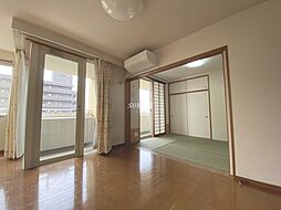 居間